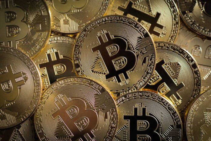 Cryptomarkt kleurt groen, Bitcoin schiet omhoog naar de 5200 dollar