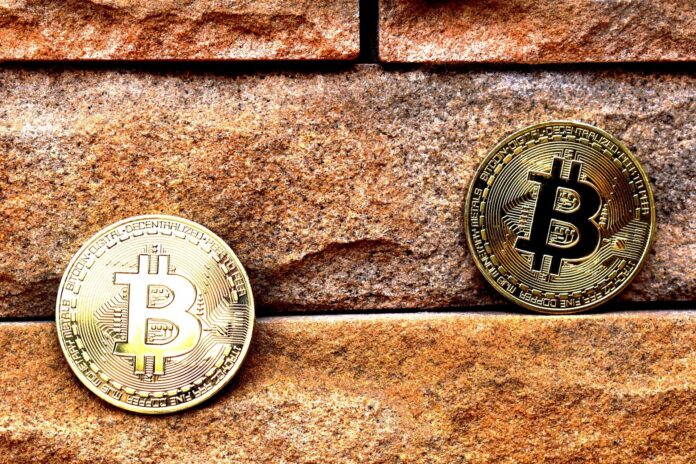Crypto Prijs Alert Bitcoin boven de 8300 dollar